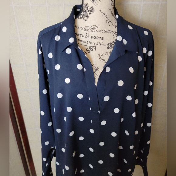 LOFT Blouse - Picture 2 of 7